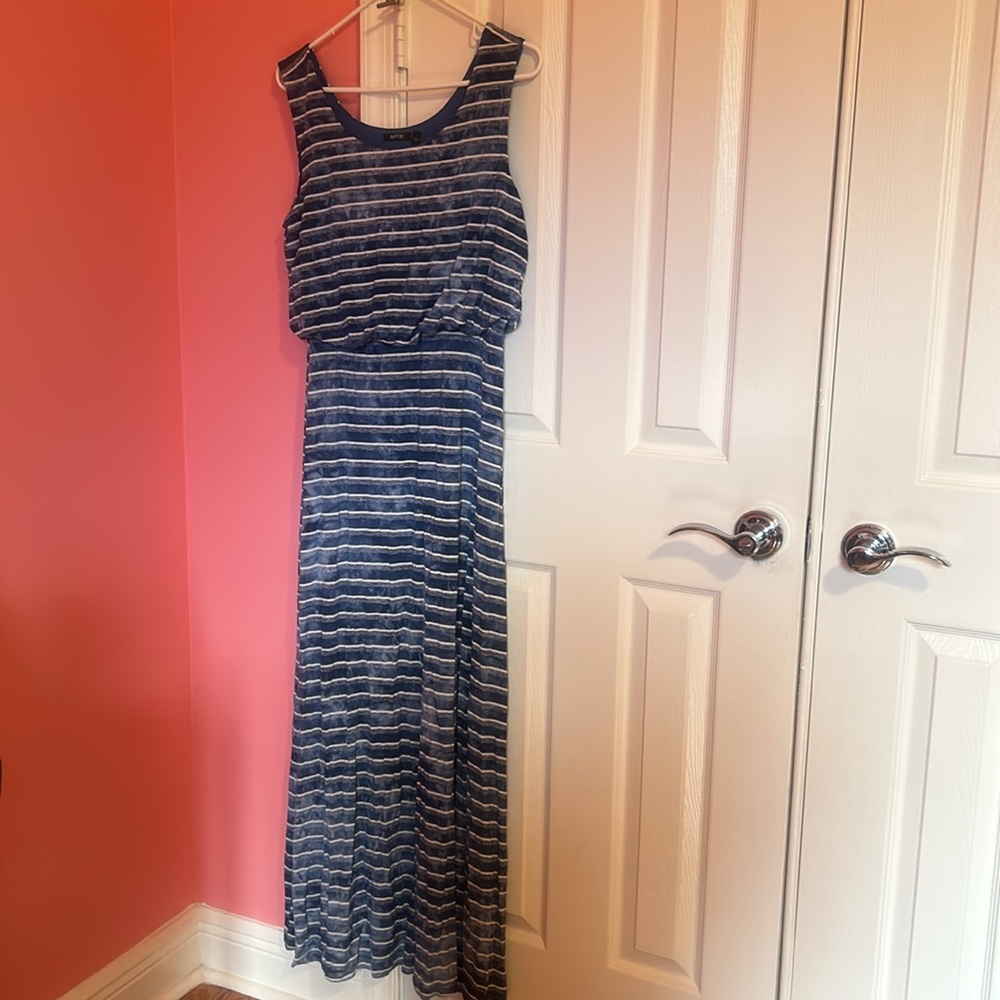 NWT Apt. 9 Women’s Blue and White Stripe Scoop Neck Tank Top Maxi Dress L
